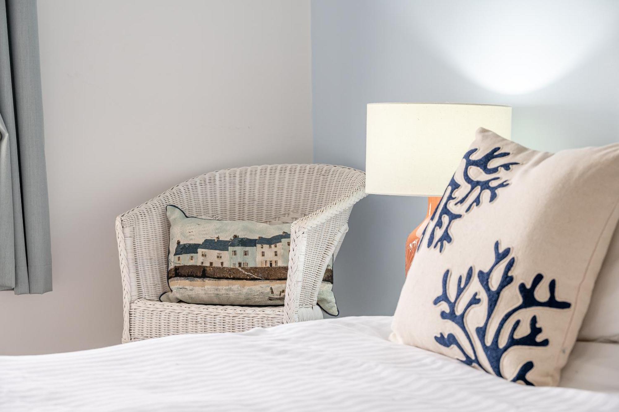 Rosemill - Large Pet Friendly Home With Off Road Parking Γουίτμπι Εξωτερικό φωτογραφία